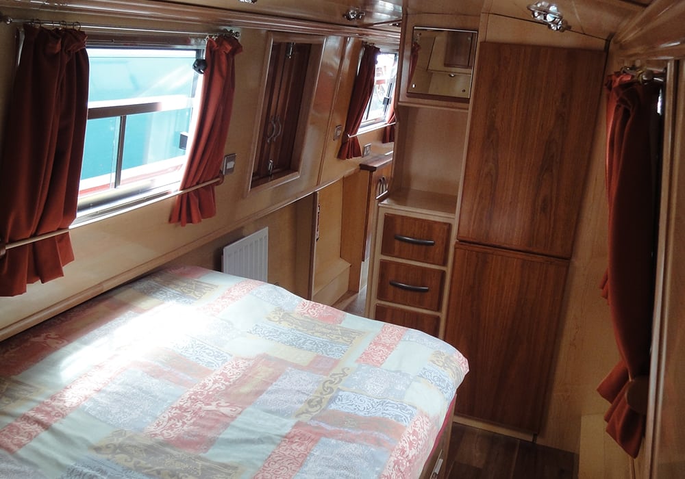 Snooty Fox Cabin Double