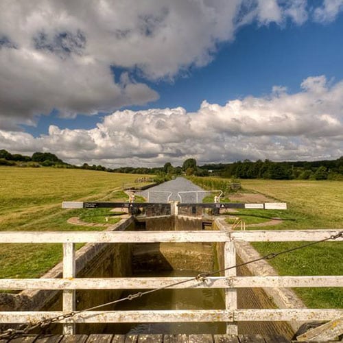 Narrowboat hire in Wiltshire Hungerford Wiltshire