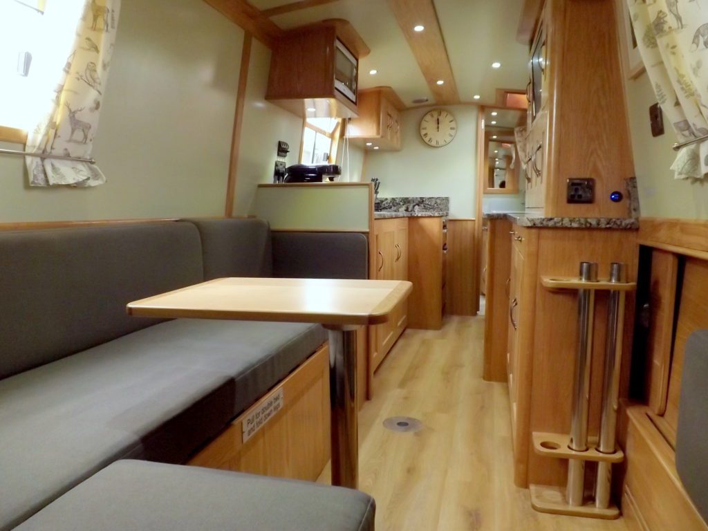 EF2 Saloon Small Table (3)