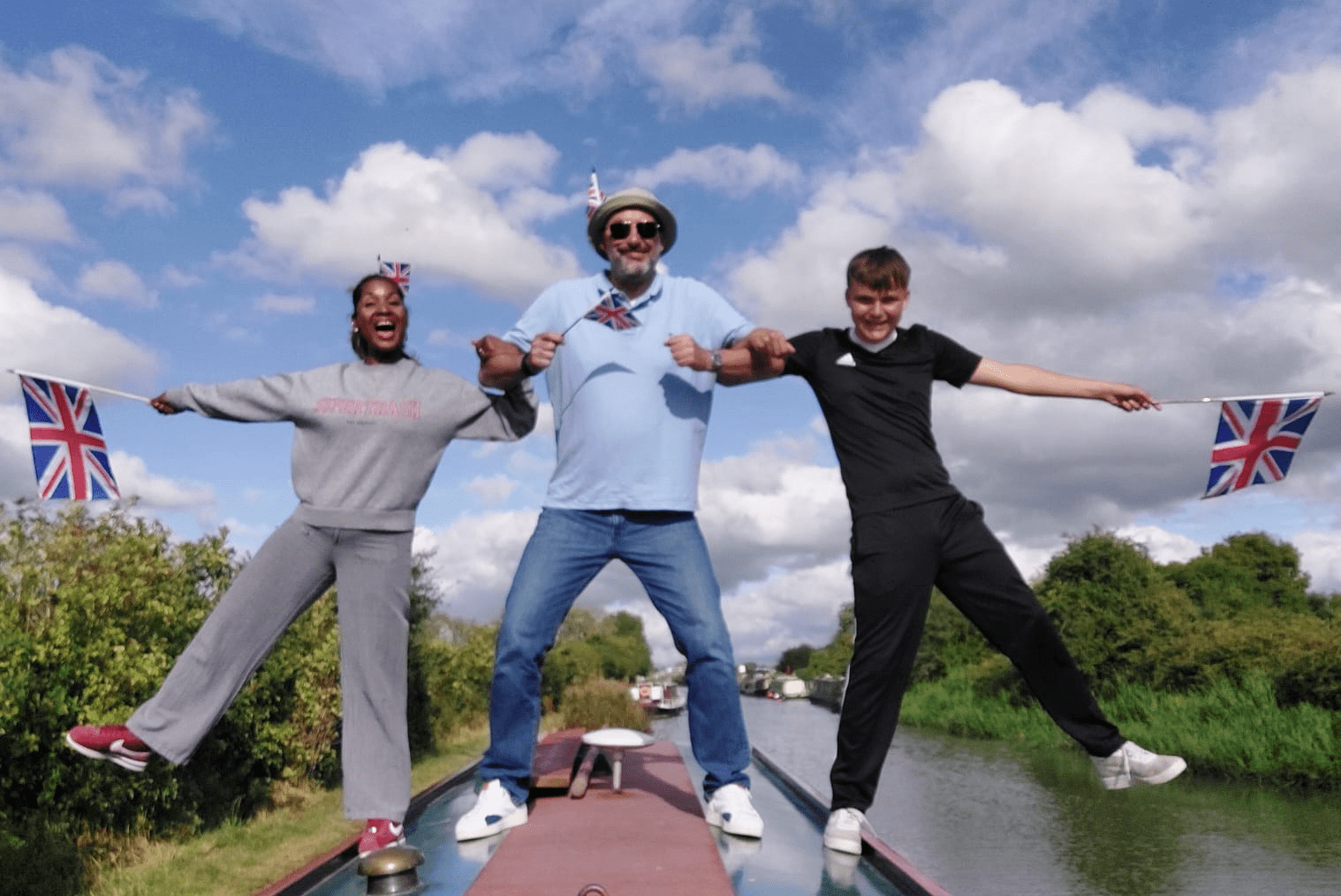 After-a-perfect-day-boating-cheeky-Dutch-boaters-flaunt-the-rules